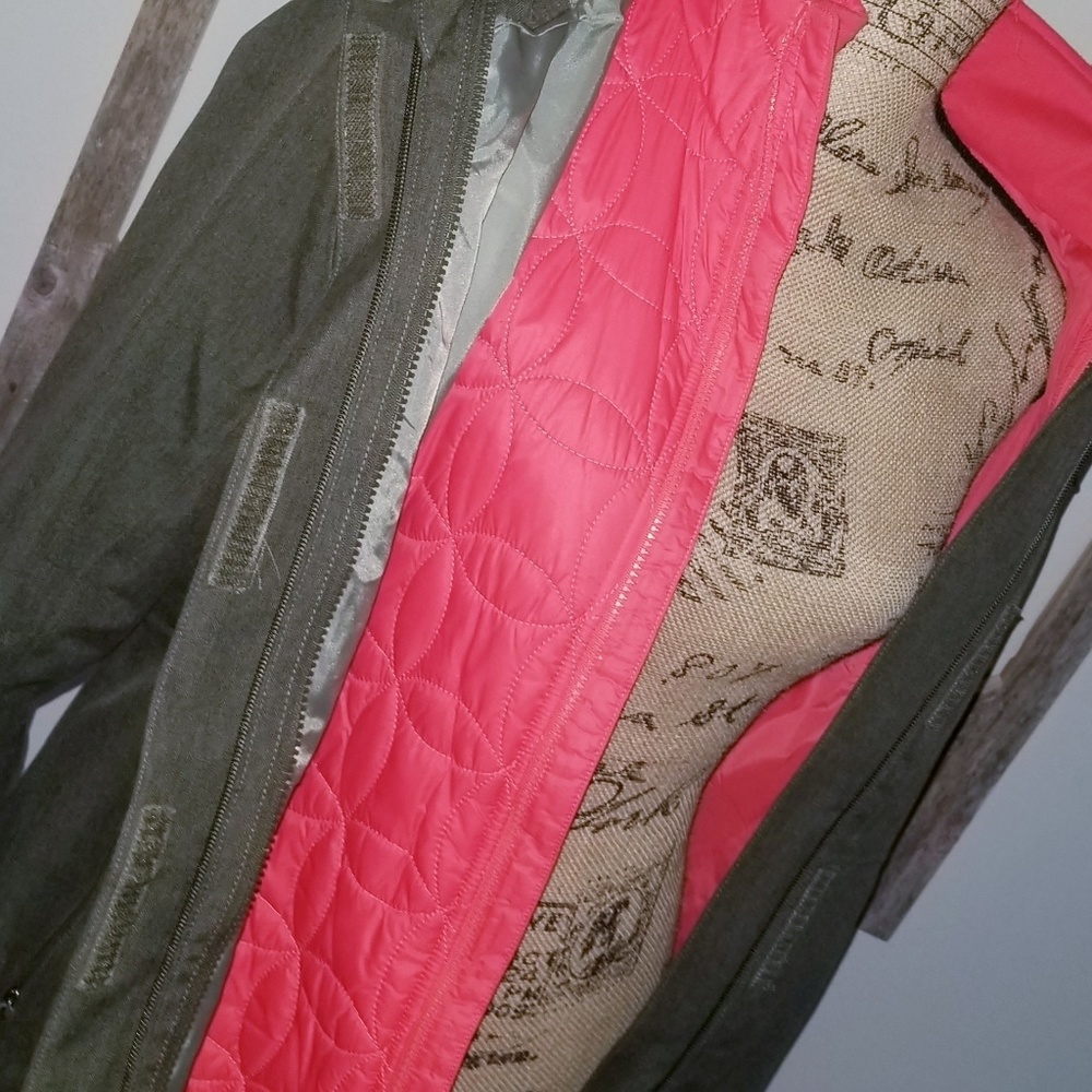 The North Face tri-climate hyvent winter jacket - Picture 5 of 8